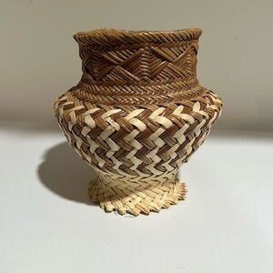 Tarahumara pine needle basket